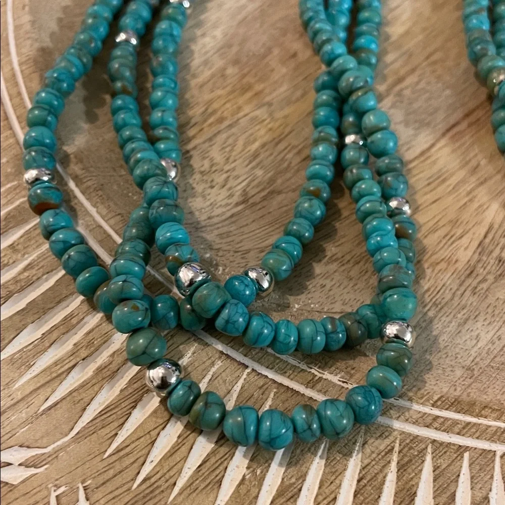Turquoise Beaded Necklace and Earring Set - Picture 7 of 7